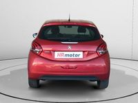 Usado Peugeot 208 Signature Sky 82 CV (60 kW) 2018 Rojo Utilitario