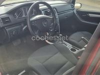 Usado Mercedes B200 140 CV (102 kW) 2006 Granate Monovolumen