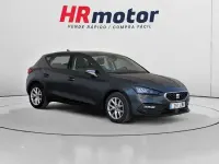 Usado Seat Leon Reference 115 CV (84 kW) 2022 Gris Berlina