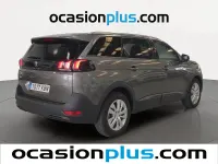 Usado Peugeot 5008 Active 120 CV (88 kW) 2017 Gris plata SUV