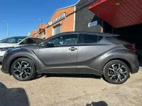 Usado Toyota C-HR Advance 184 CV (135 kW) 2022 Gris / plata SUV