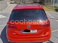 Usado VW Golf Sportsvan Advance 110 CV (80 kW) 2017 Naranja Monovolumen