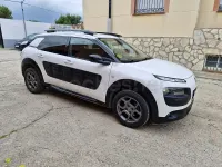 Usado Citroën C4 Cactus Feel 92 HP (67 kW) 2015 Branco Citadino