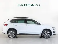 Usado Skoda Karoq SportLine 150 CV (110 kW) 2022 Blanco SUV