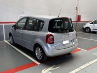 Usado Renault Modus Authentique 77 CV (56 kW) 2010 Plateado Monovolumen