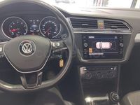 Usado VW Tiguan 130 CV (95 kW) 2020 Gris / plata SUV
