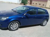 Usado Opel Astra Elegance 100 CV (73 kW) 2004 Azul
