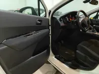 Usado Peugeot 3008 Style 120 CV (88 kW) 2015 Blanco SUV
