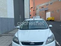 Usado Ford Focus Trend 109 CV (80 kW) 2009 Blanco Berlina
