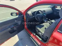 Usado Volvo C30 Momentum 100 CV (73 kW) 2007 Rojo Utilitario