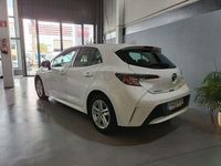 Usado Toyota Corolla Active 122 CV (89 kW) 2019 Blanco Berlina