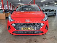 Usado Hyundai i10 66 CV (48 kW) 2020 Rojo Utilitario