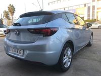 Usado Opel Astra Selective 105 HP (77 kW) 2016 Azul Sedan