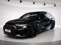 Usado Audi RS3 Ambiente 400 CV (294 kW) 2022 Negro Berlina