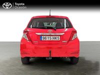 Usado Toyota Yaris Active 69 CV (50 kW) 2012 Rojo Utilitario