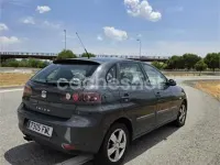 Usado Seat Ibiza 100 CV (73 kW) 2007 Gris / plata Utilitario