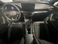 Usado Cupra Leon 150 CV (110 kW) 2024 Gris / plata Familiar