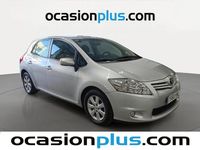 Usado Toyota Auris Live 90 CV (66 kW) 2011 Plateado Utilitario