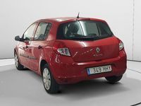 Usado Renault Clio IV 75 CV (55 kW) 2012 Rojo Utilitario