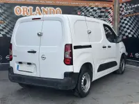 Usado Opel Combo S 99 CV (72 kW) 2019 Blanco Monovolumen