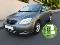 Usado Toyota Corolla Sol 110 CV (80 kW) 2003 Gris / plata Berlina