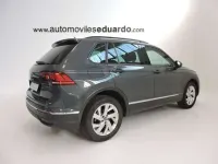 Usado VW Tiguan Life 150 CV (110 kW) 2023 Gris SUV