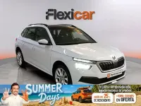 Usado Skoda Kamiq Sport 150 CV (110 kW) 2021 Blanco SUV