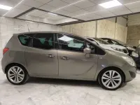 Usado Opel Meriva Selective 120 CV (88 kW) 2011 Marrón Monovolumen