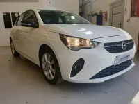 Usado Opel Corsa Edition 102 HP (75 kW) 2021 Branco Sedan