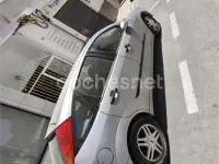 Usado Ford Focus Trend 100 CV (73 kW) 2003 Blanco Berlina