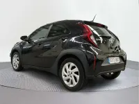 Usado Toyota Aygo X 72 CV (52 kW) 2024 SUV