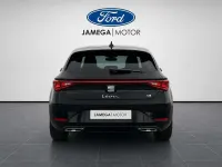 Usado Seat Leon FR 150 CV (110 kW) 2021 Negro Utilitario