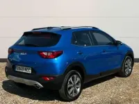 Usado Kia Stonic 101 CV (74 kW) 2025 Azul SUV