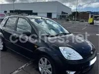Usado Ford Fiesta Trend 100 CV (73 kW) 2004 Negro Utilitario