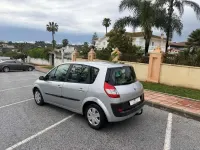 Usado Renault Scenic E-Tech Privilege 111 CV (81 kW) 2007 Gris Monovolumen