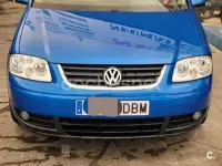 Usado VW Touran Highline 136 CV (100 kW) 2004 Azul Monovolumen
