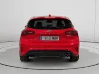 Begagnad Ford Focus ST-Line 125 HK (91 kW) 2022 Röd Sedan