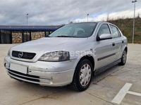 Usado Opel Astra Club 68 CV (50 kW) 1999 Gris / plata Berlina