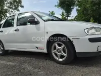 Usado Seat Ibiza Stella 90 CV (66 kW) 2002 Blanco Utilitario