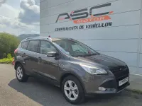 Usado Ford Kuga Trend 150 CV (110 kW) 2016 Gris / plata SUV