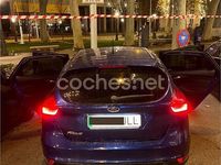 Usado Ford Focus Titanium 120 CV (88 kW) 2016 Azul Berlina