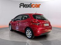 Begagnad Peugeot 208 Access 82 HK (60 kW) 2016 Röd Halvkombi