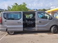 Usado Opel Vivaro 145 HP (106 kW) 2017 Cinzento Monovolume