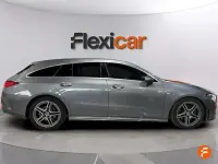Usado Mercedes CLA200 Shooting Brake 150 CV (110 kW) 2020 Gris Familiar