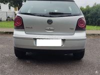 Usado VW Polo Advance 70 CV (51 kW) 2007 Gris / plata Utilitario