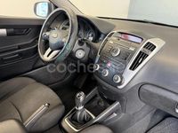Brugt Kia ProCeed 90 HK (66 kW) 2011 Hvid Hatchback