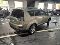 Usado Mitsubishi Outlander Intense+ 140 CV (102 kW) 2007 Beige SUV
