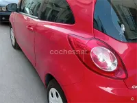 Usado Ford Ka 69 CV (50 kW) 2014 Rojo Berlina