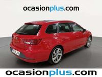 Usado Seat Leon ST FR 180 HP (132 kW) 2015 Vermelho Carrinha