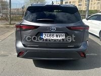 Usado Toyota Highlander 248 CV (182 kW) 2024 Gris / plata SUV